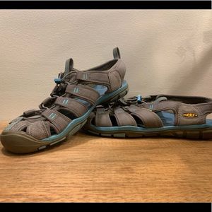 Blue and grey Keen sandals!